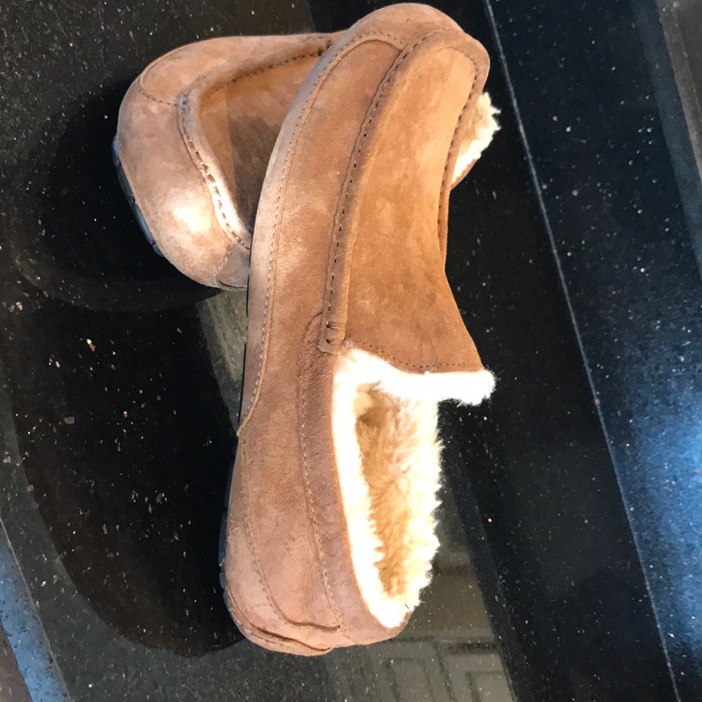 Ugg Men’s Ascot Slipper